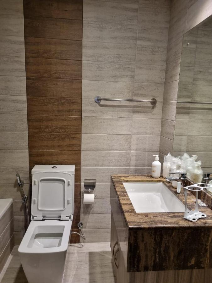 Grand Stay Holiday Homes Al Jaddaf Dubai Exteriör bild